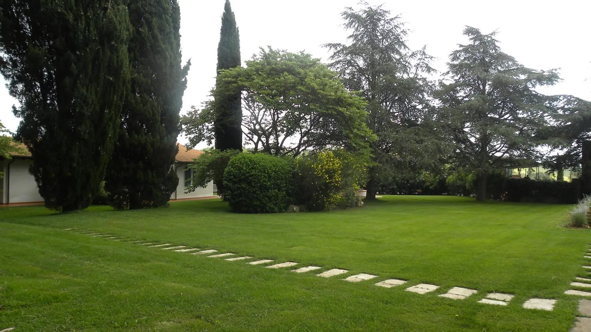 Ghiaccio Bosco Guest House Capalbio Italy